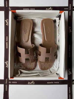 Fresh Drops !! Fully Boxed Ready to Gift Hermes Sandals Size 37-42