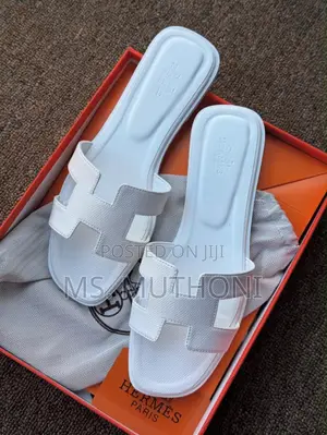 Fresh Drops !! Fully Boxed Ready to Gift Hermes Sandals Size 37-42