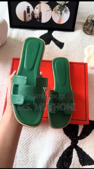 Fresh Drops !! Fully Boxed Ready to Gift Hermes Sandals Size 37-42