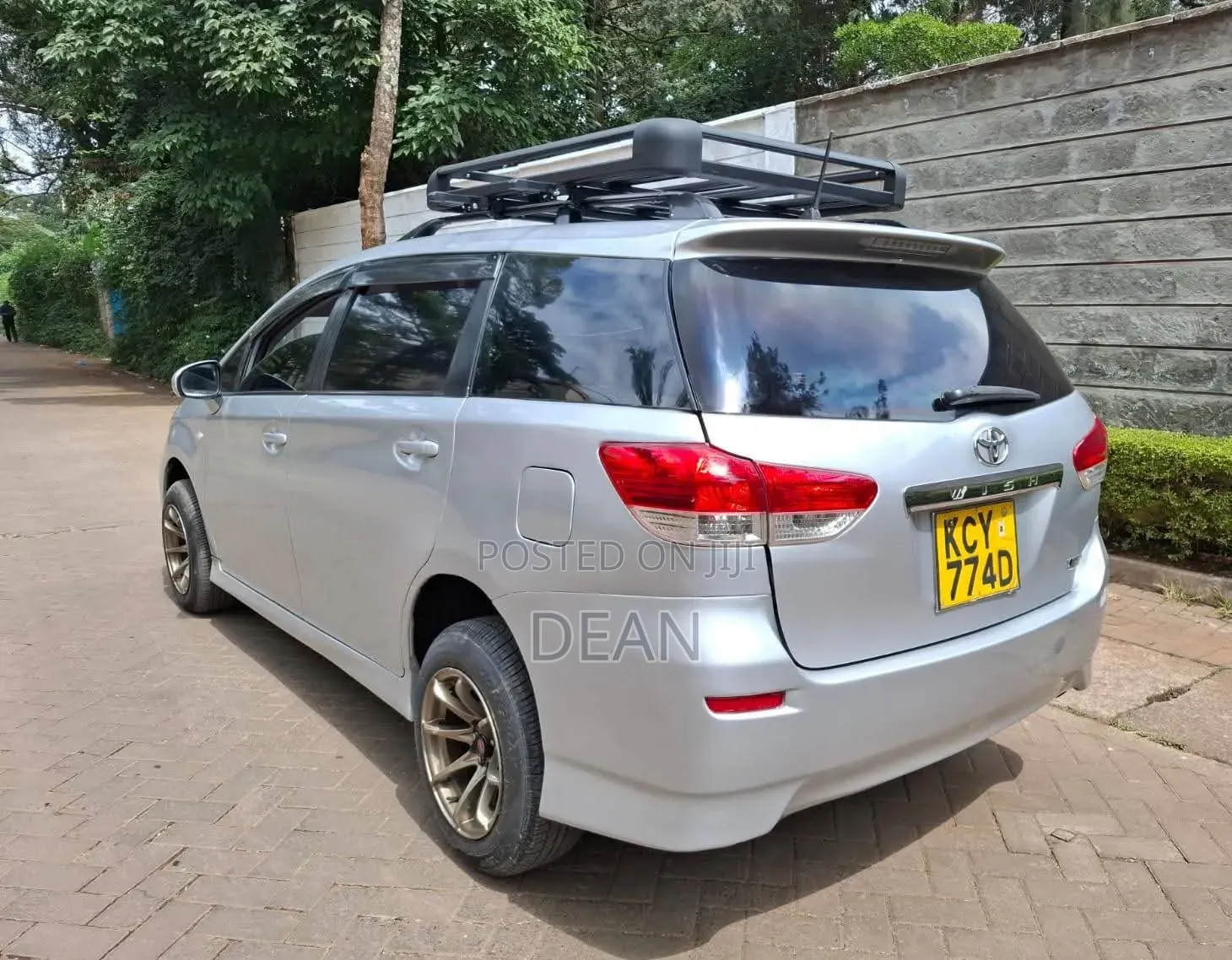 Toyota Wish 2013 Silver