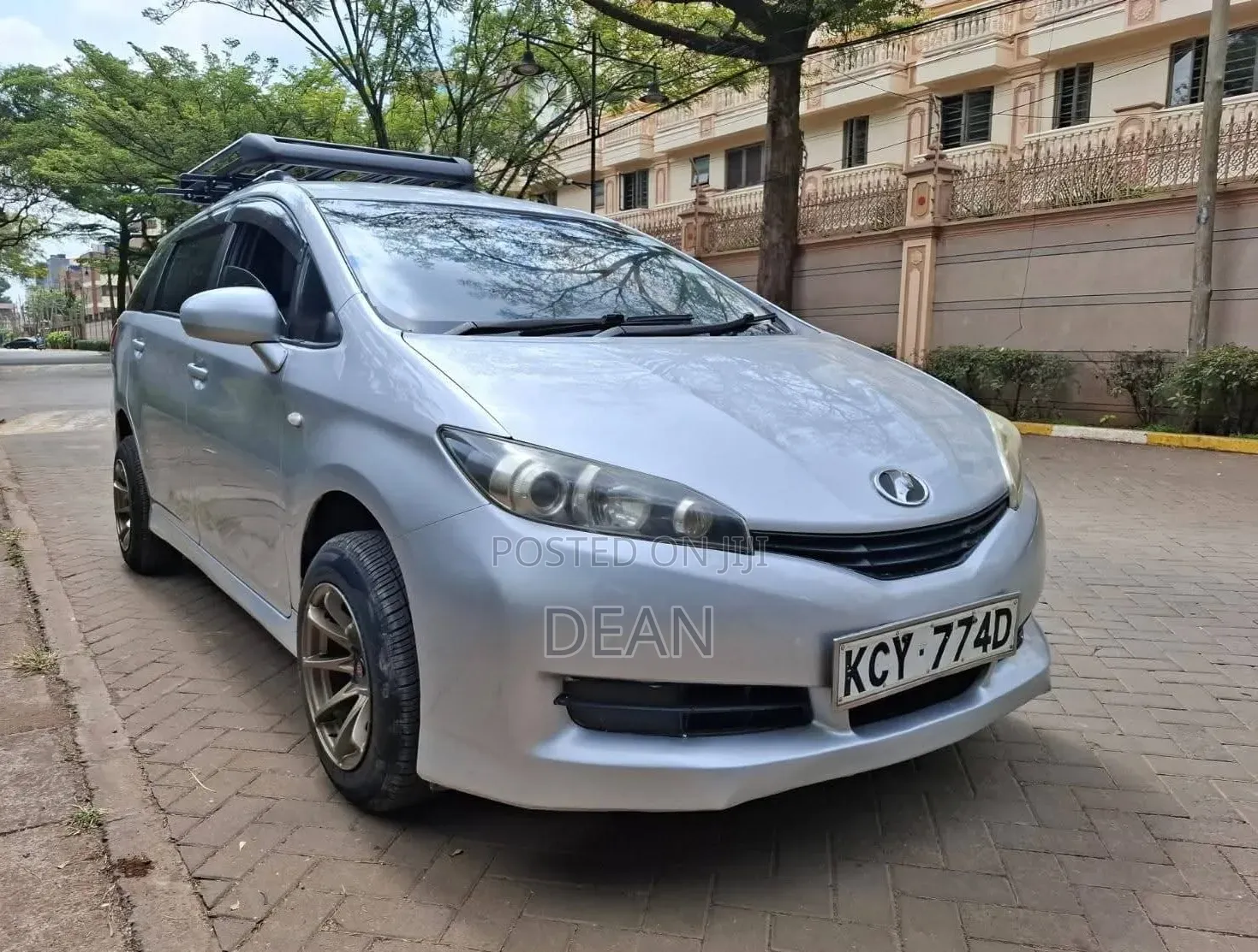 Toyota Wish 2013 Silver
