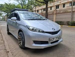 Toyota Wish 2013 Silver