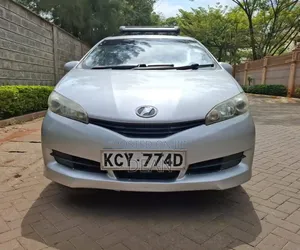 Toyota Wish 2013 Silver