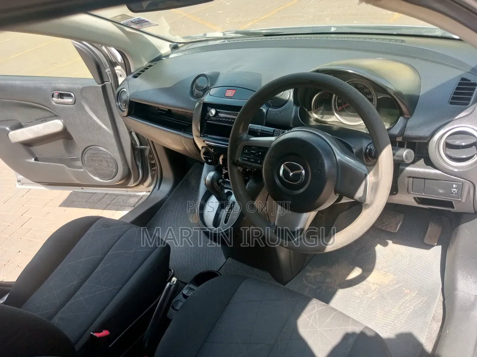 Mazda Demio 2012 Silver