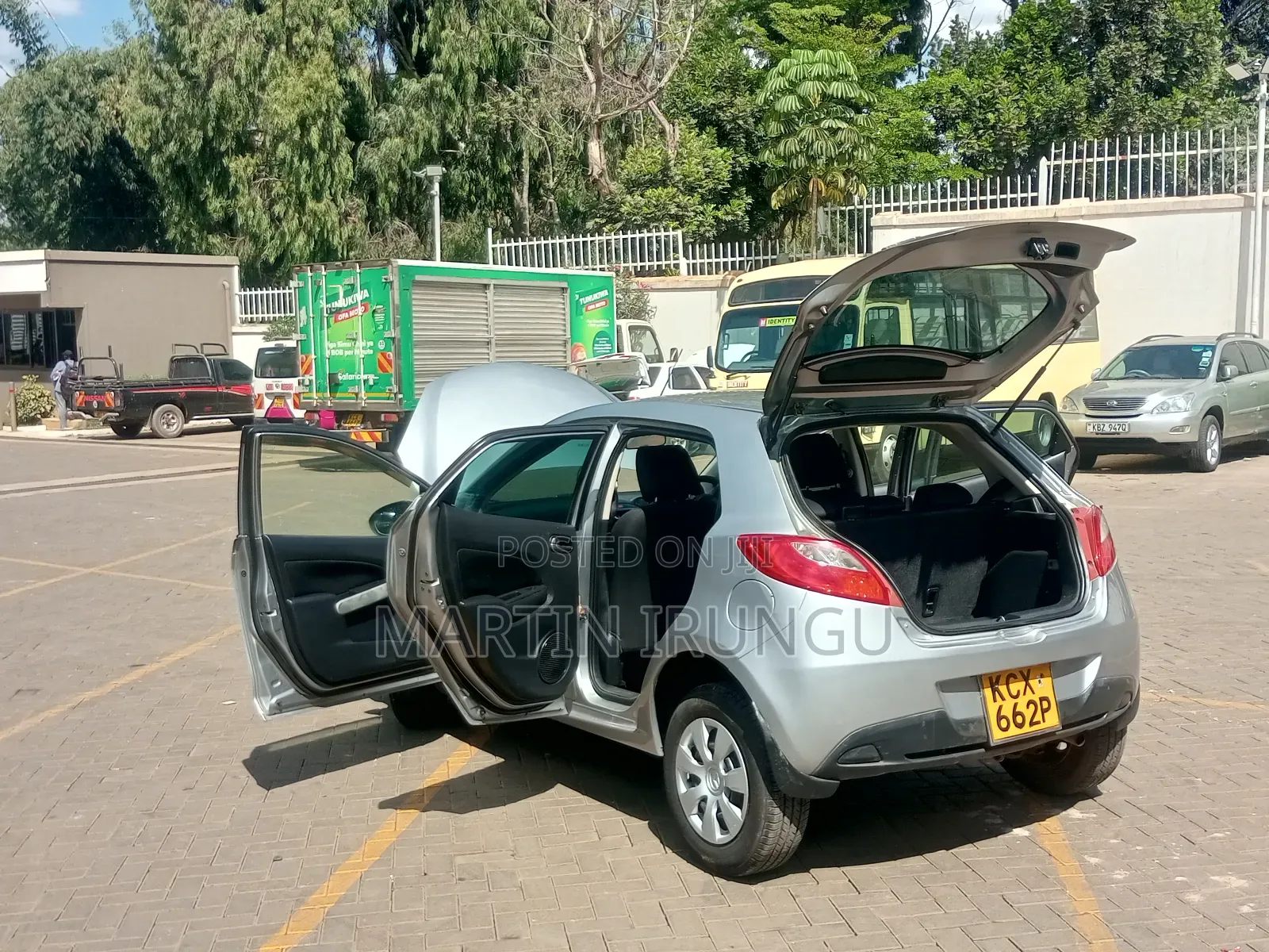 Mazda Demio 2012 Silver