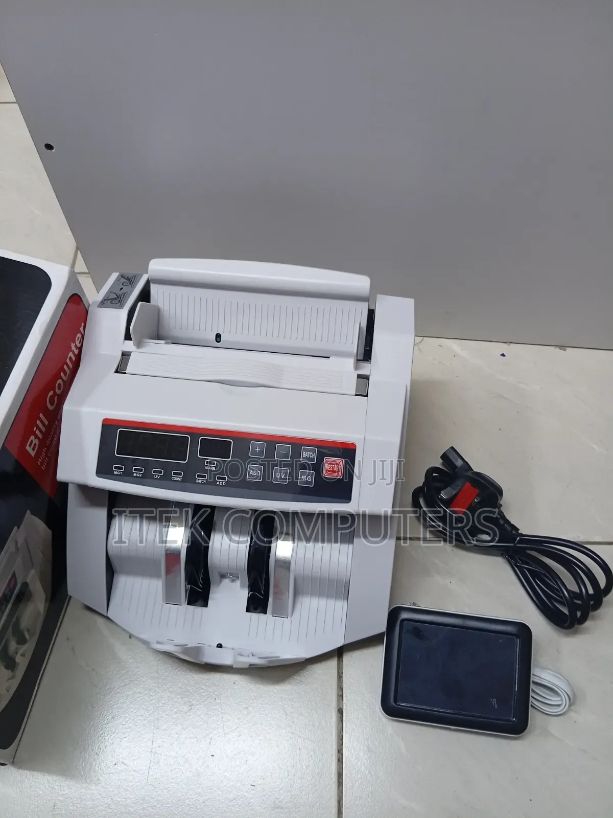 High-Efficiency Cash Counting Machine for Busy Retail Businesses