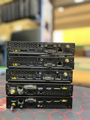 Desktop Computer Lenovo 8GB Intel Core i3 SSD 128GB