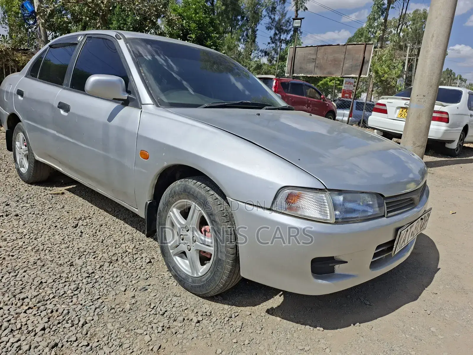 Mitsubishi Lancer 2000 Silver