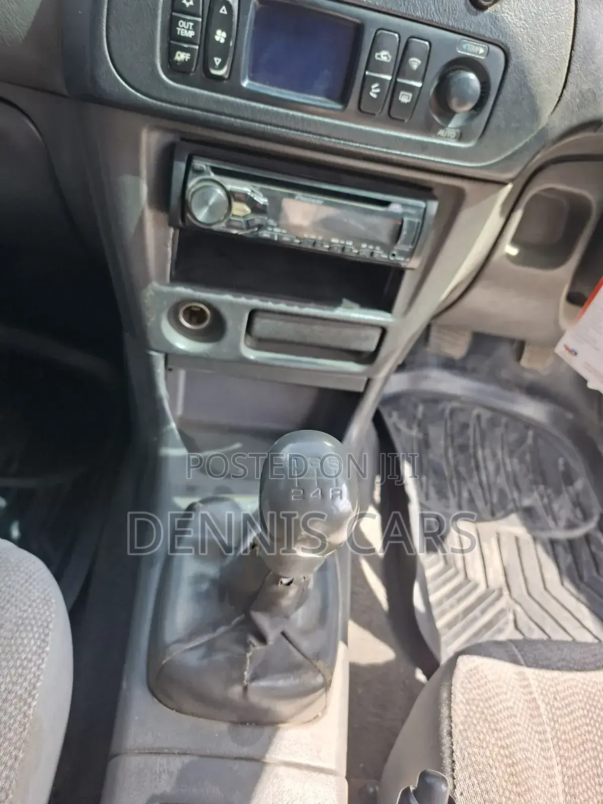 Mitsubishi Lancer 2000 Silver