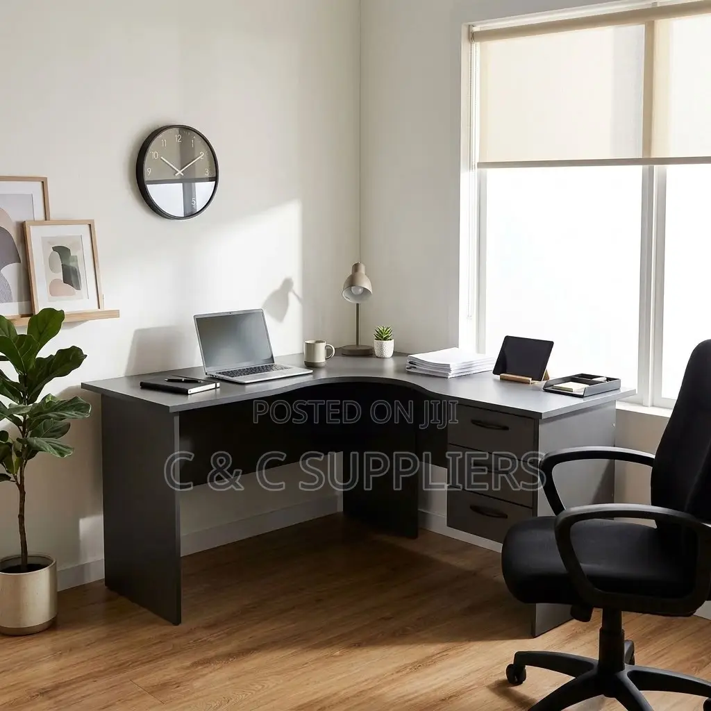 Advanced Curved Gaming Desk-120cm