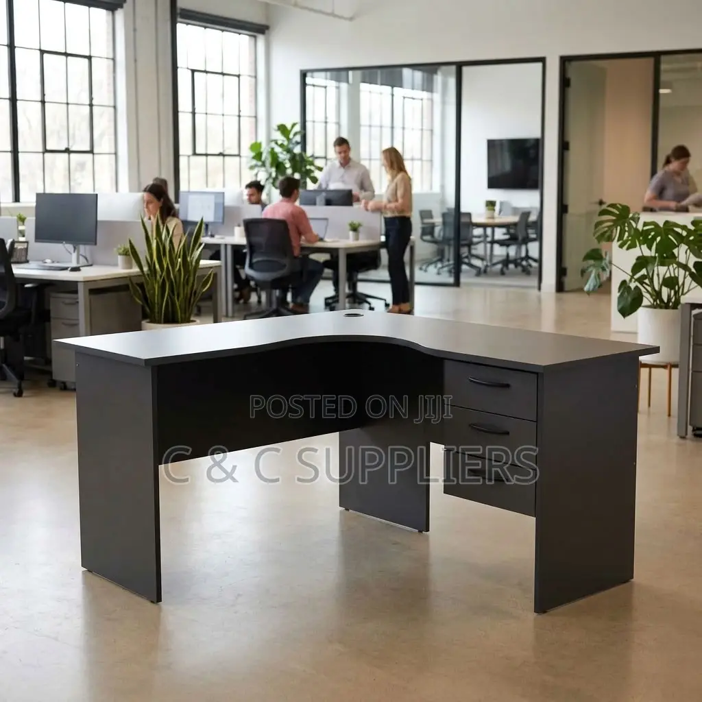 Advanced Curved Gaming Desk-120cm