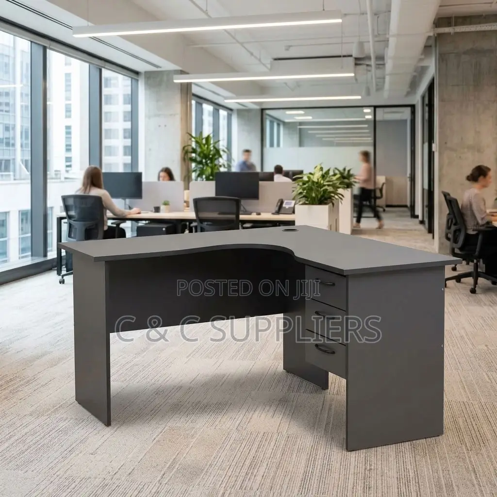 Advanced Curved Gaming Desk-120cm