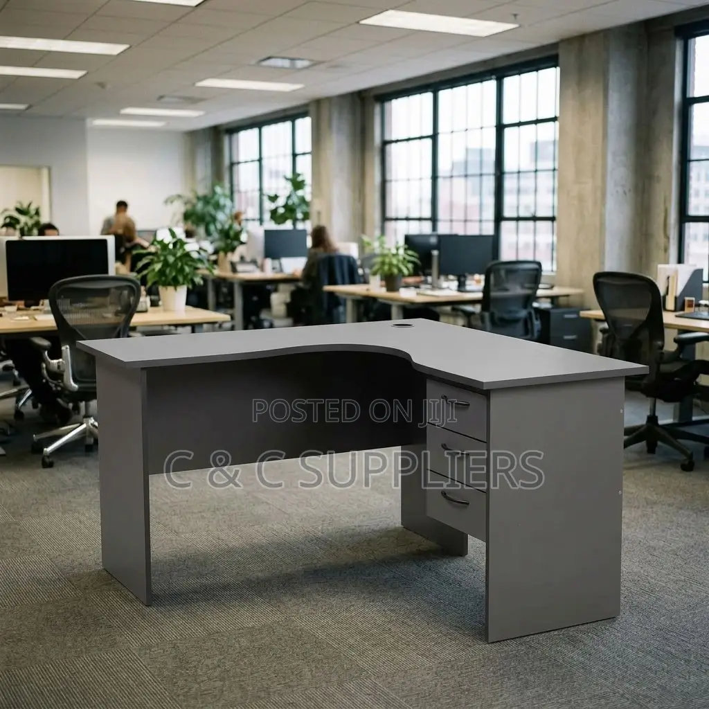 Advanced Curved Gaming Desk-120cm