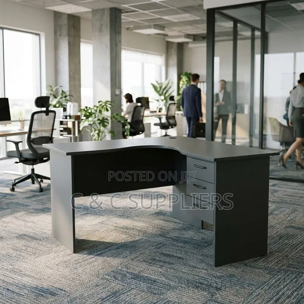 Advanced Curved Gaming Desk-120cm
