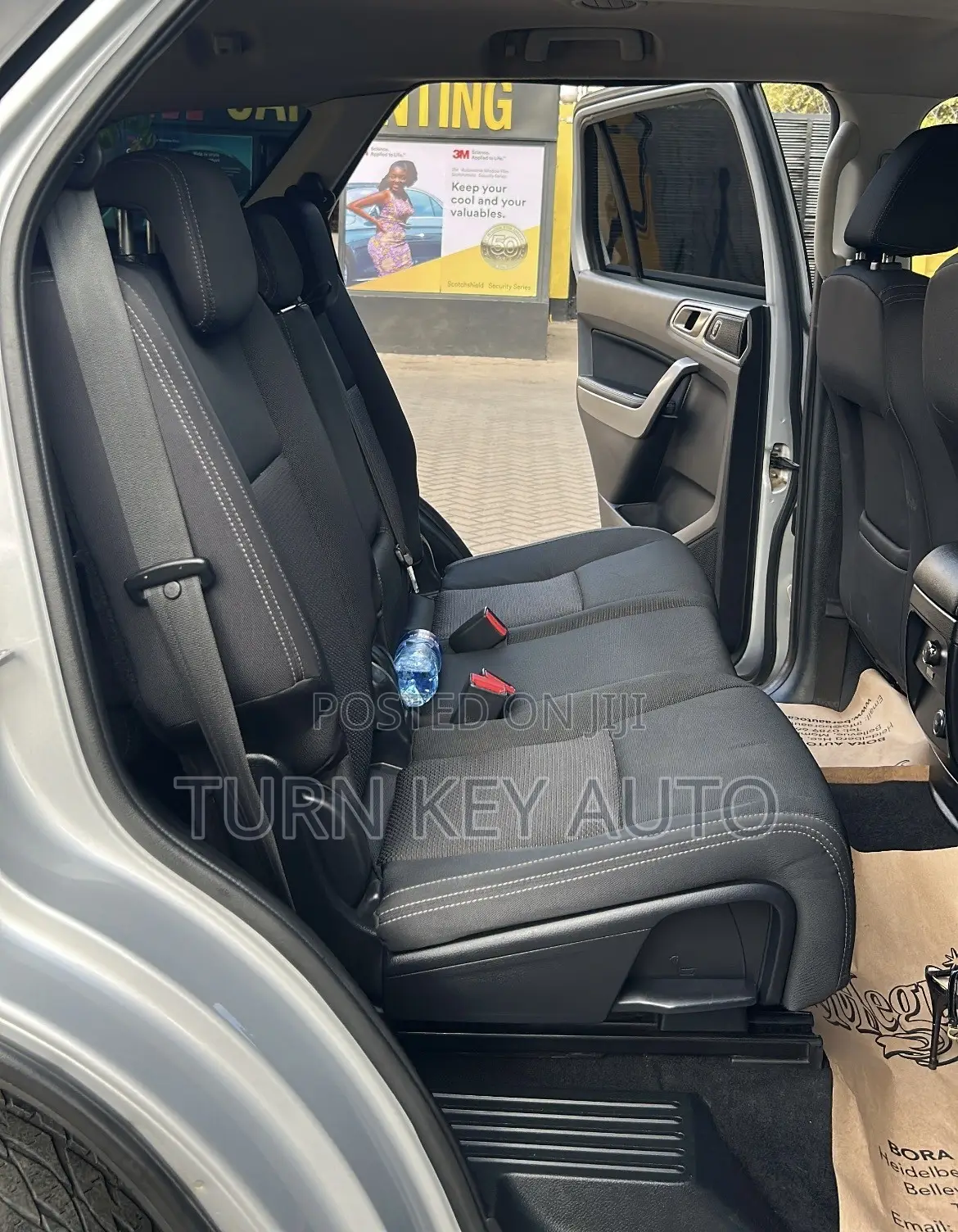 Ford Everest 2021 Silver