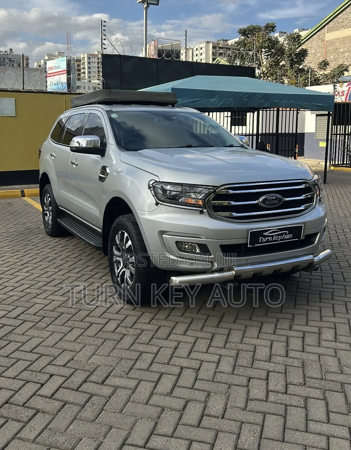 Ford Everest 2021 Silver