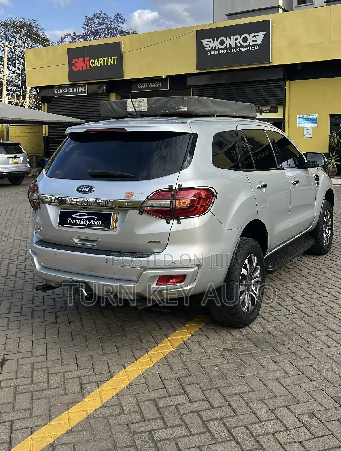 Ford Everest 2021 Silver