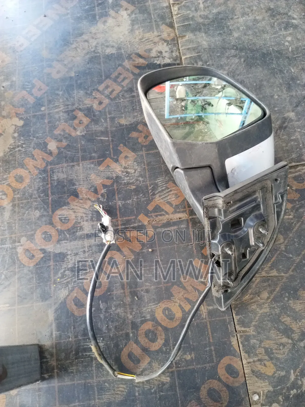Nissan Leaf Old Model Side Mirror