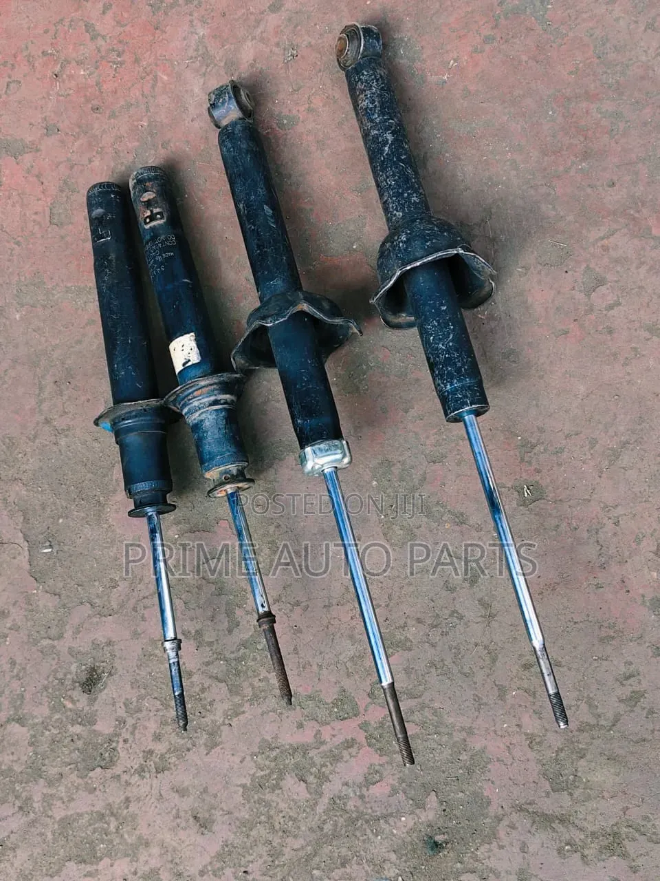 Honda CR-V RD1 Front Shock Absorbers