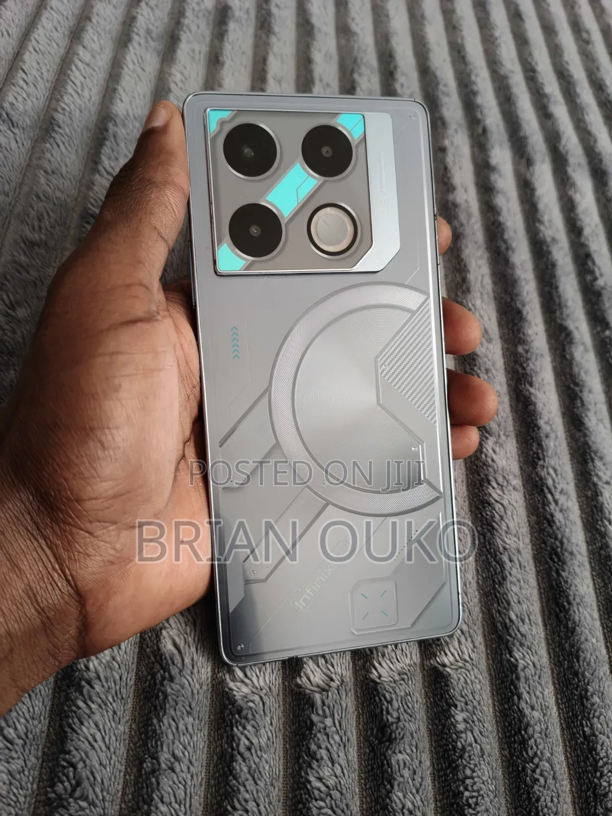 Infinix GT 20 Pro 12 GB Silver