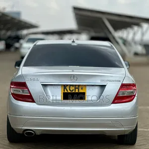 Mercedes-Benz C200 2009