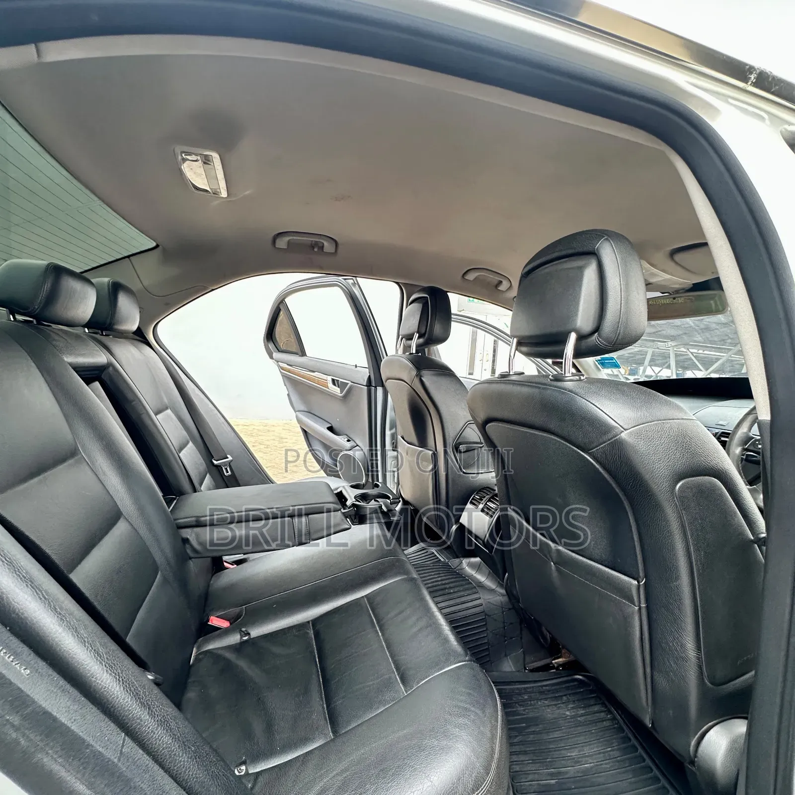 Mercedes-Benz C200 2009