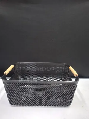 Medium Plastic Storage Basket