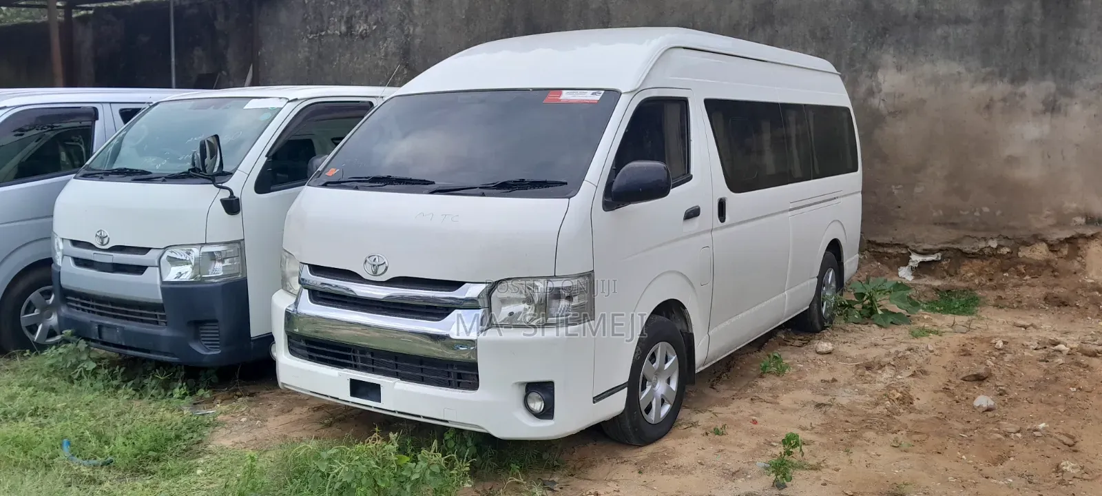 Toyota HiAce 2019 White