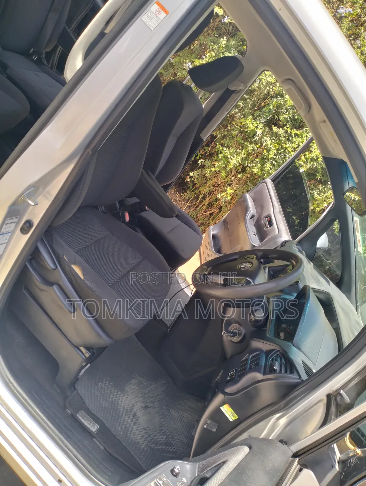 Toyota Noah 2015 Silver