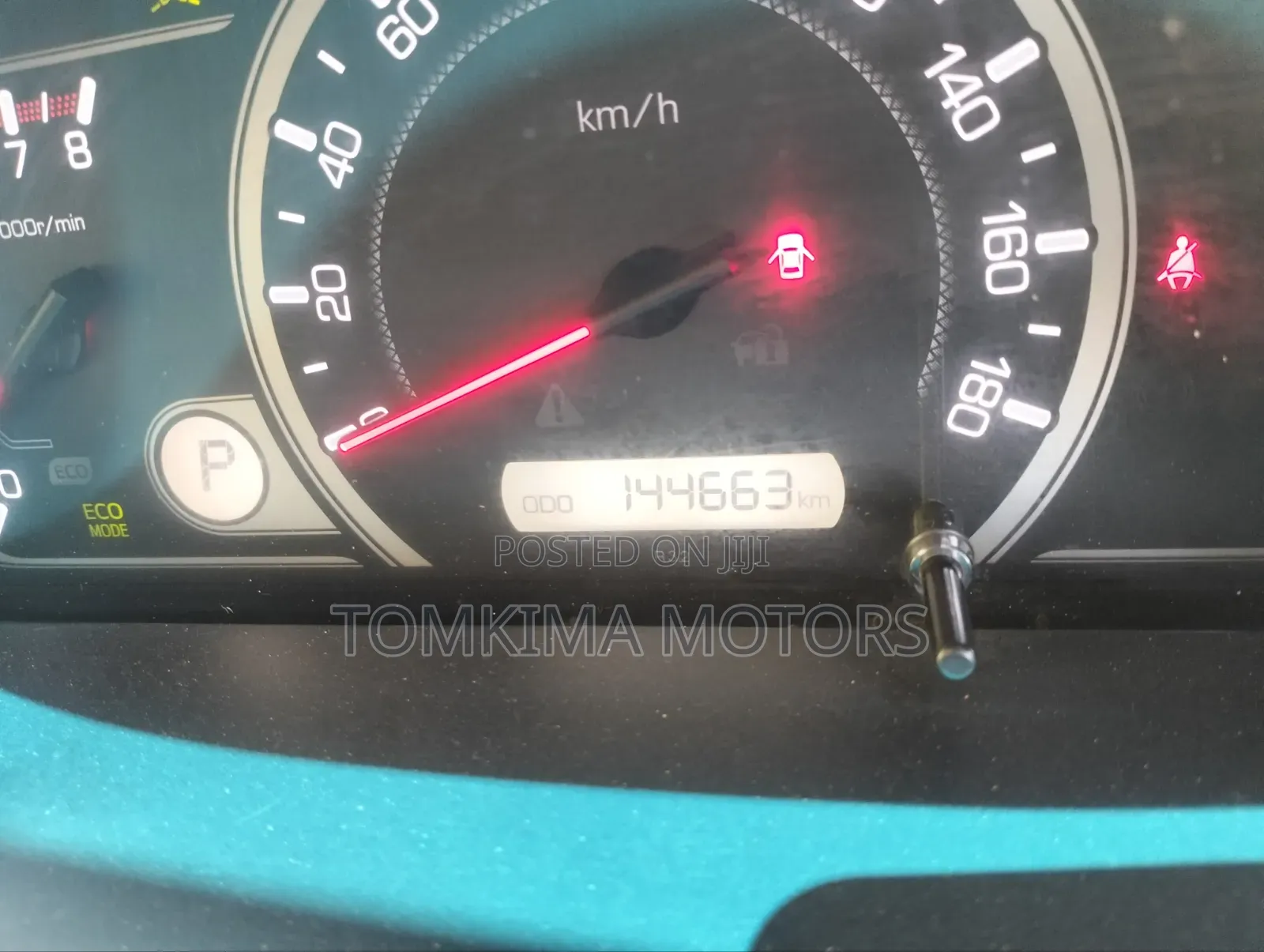Toyota Noah 2015 Silver