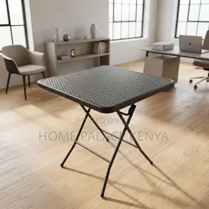 Outdoor Table; Foldable Outdoor Plastic Garden Table