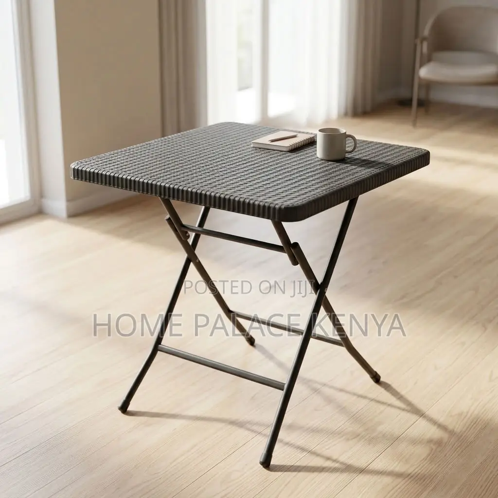 Outdoor Table; Foldable Outdoor Plastic Garden Table