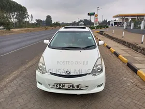 Toyota Wish 2005 Silver