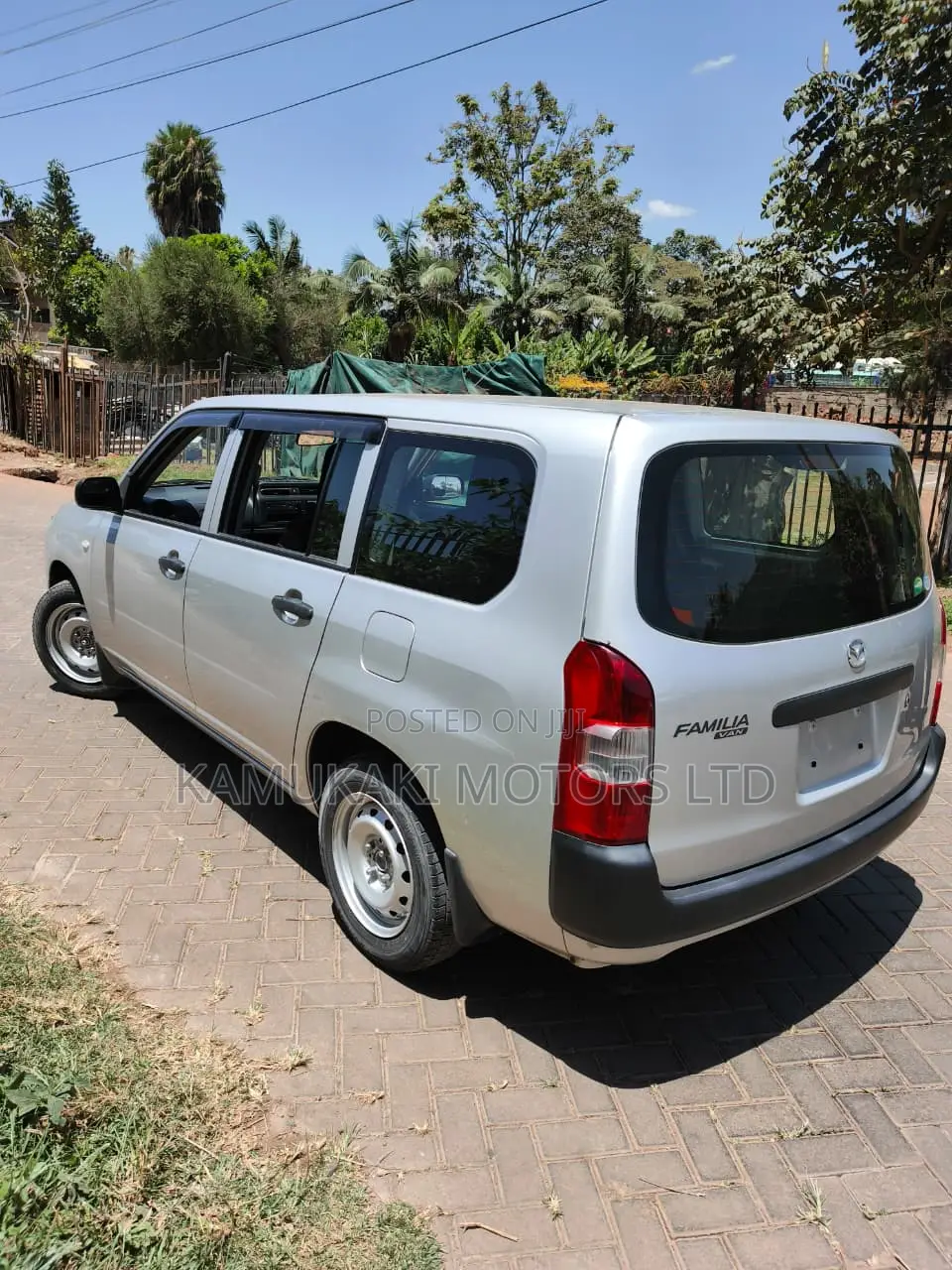 Mazda Familia 2020 Silver