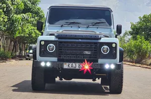 Land Rover Defender 1997 White
