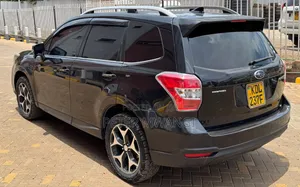 Subaru Forester 2015 Black