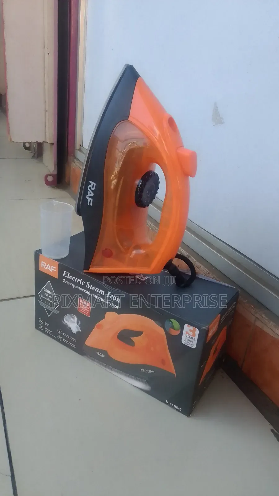 Clothes Pressing Steam Iron for Shirts and Dresses