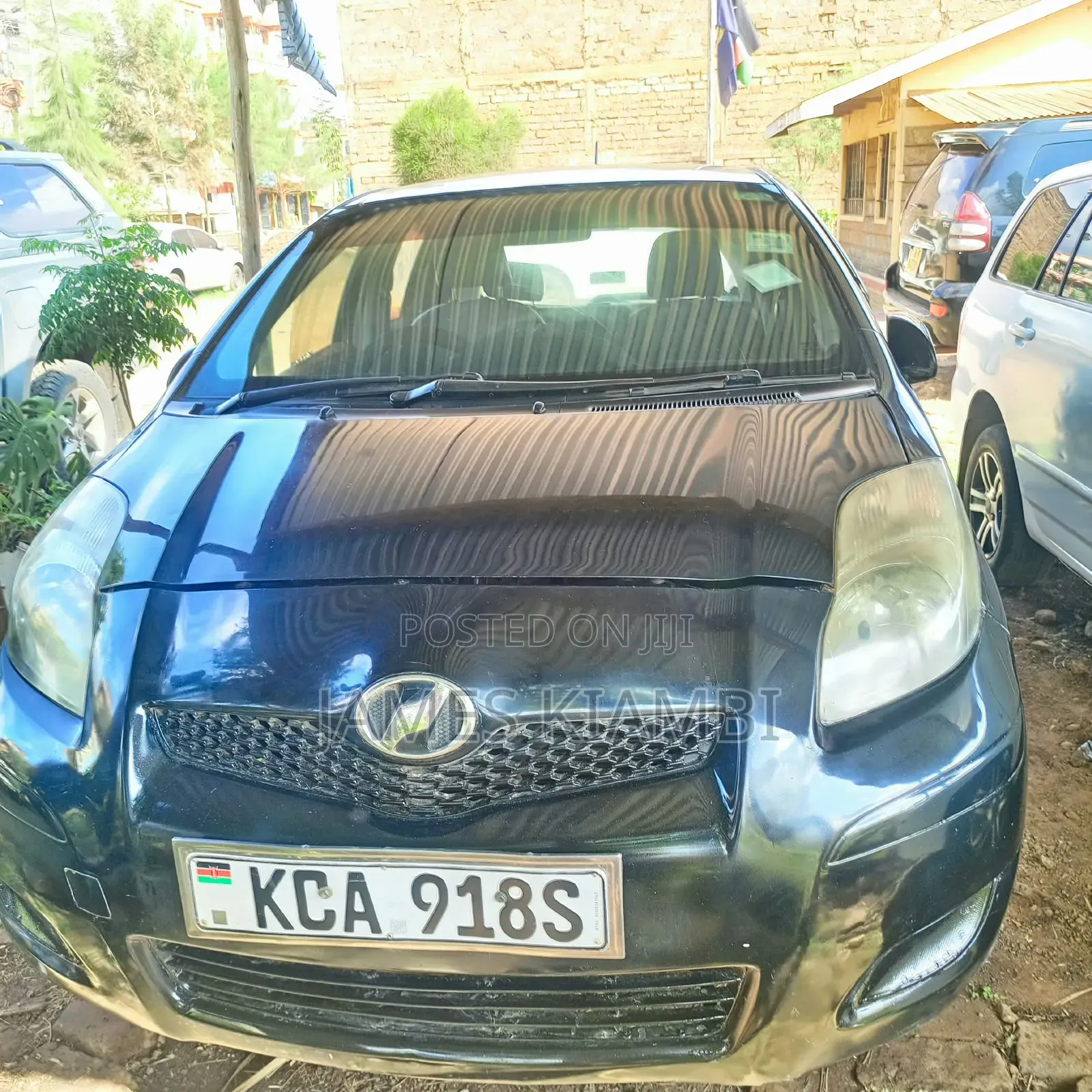 Toyota Vitz 2009 Black