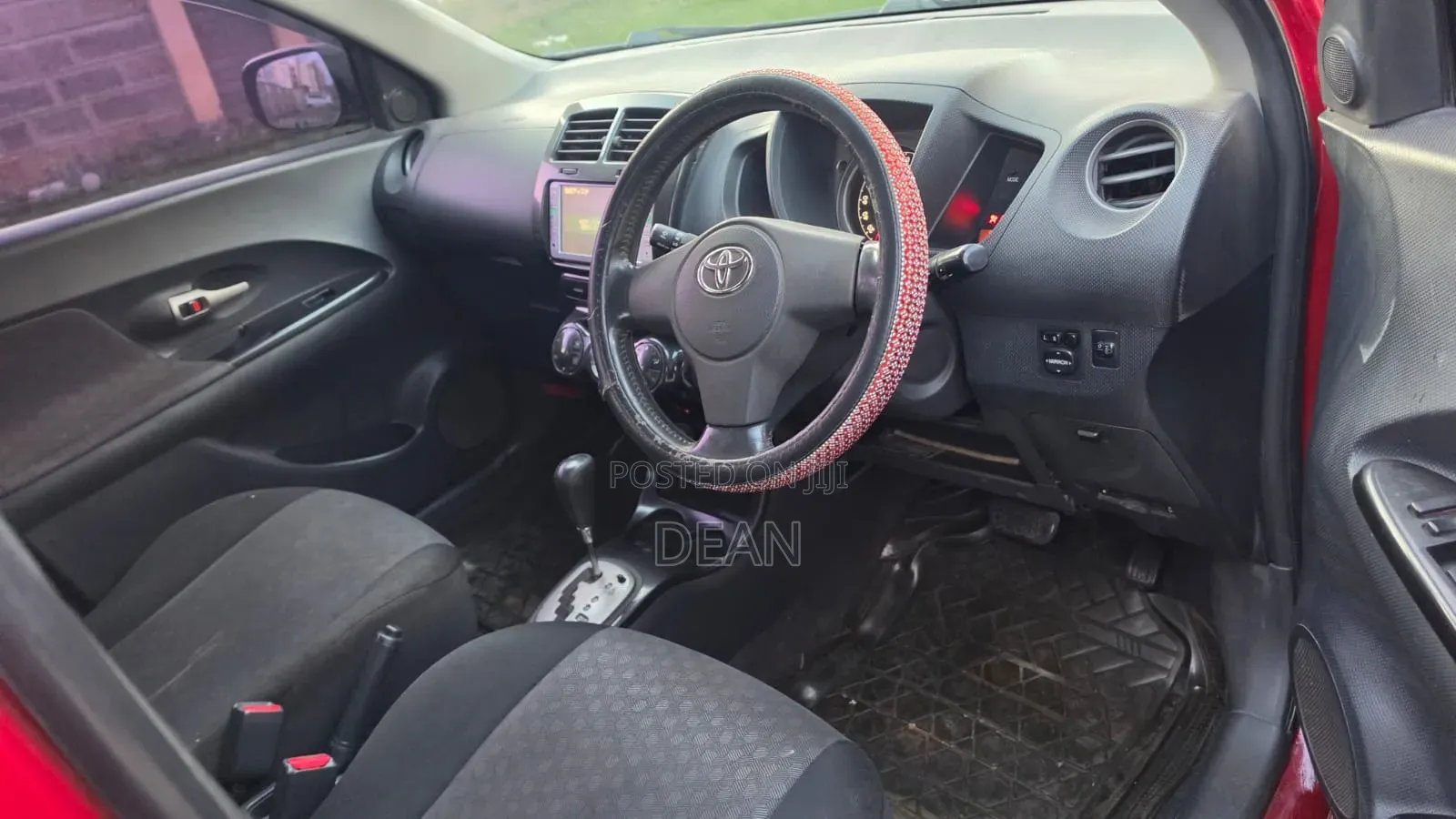 Toyota IST 2008 Red
