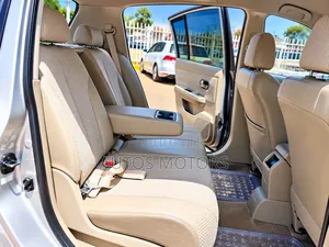 Nissan Tiida 1.6 Hatchback 2012 Silver