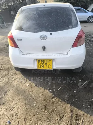 Toyota Vitz 2005 White