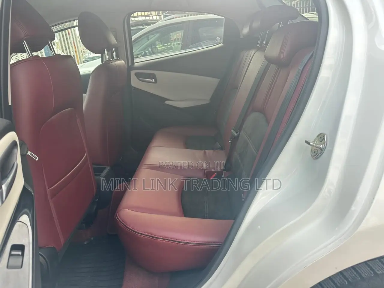 Mazda 2 2021 Pearl