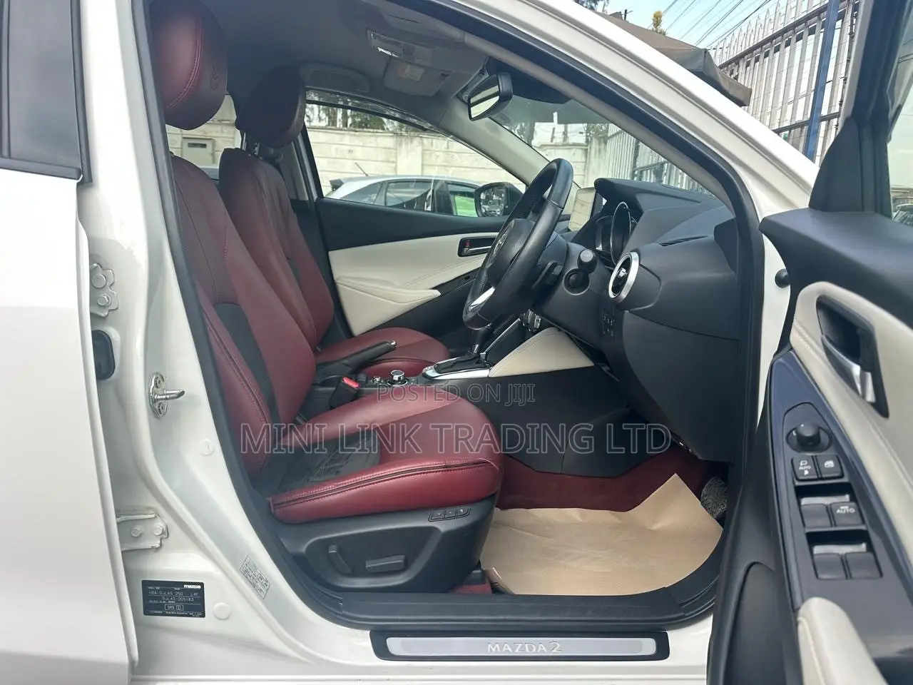 Mazda 2 2021 Pearl