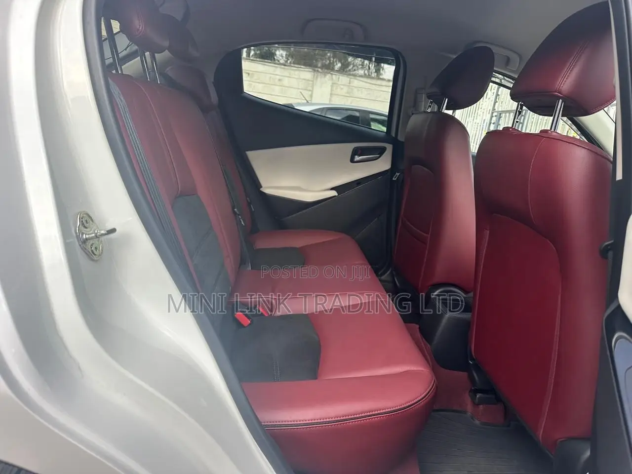 Mazda 2 2021 Pearl