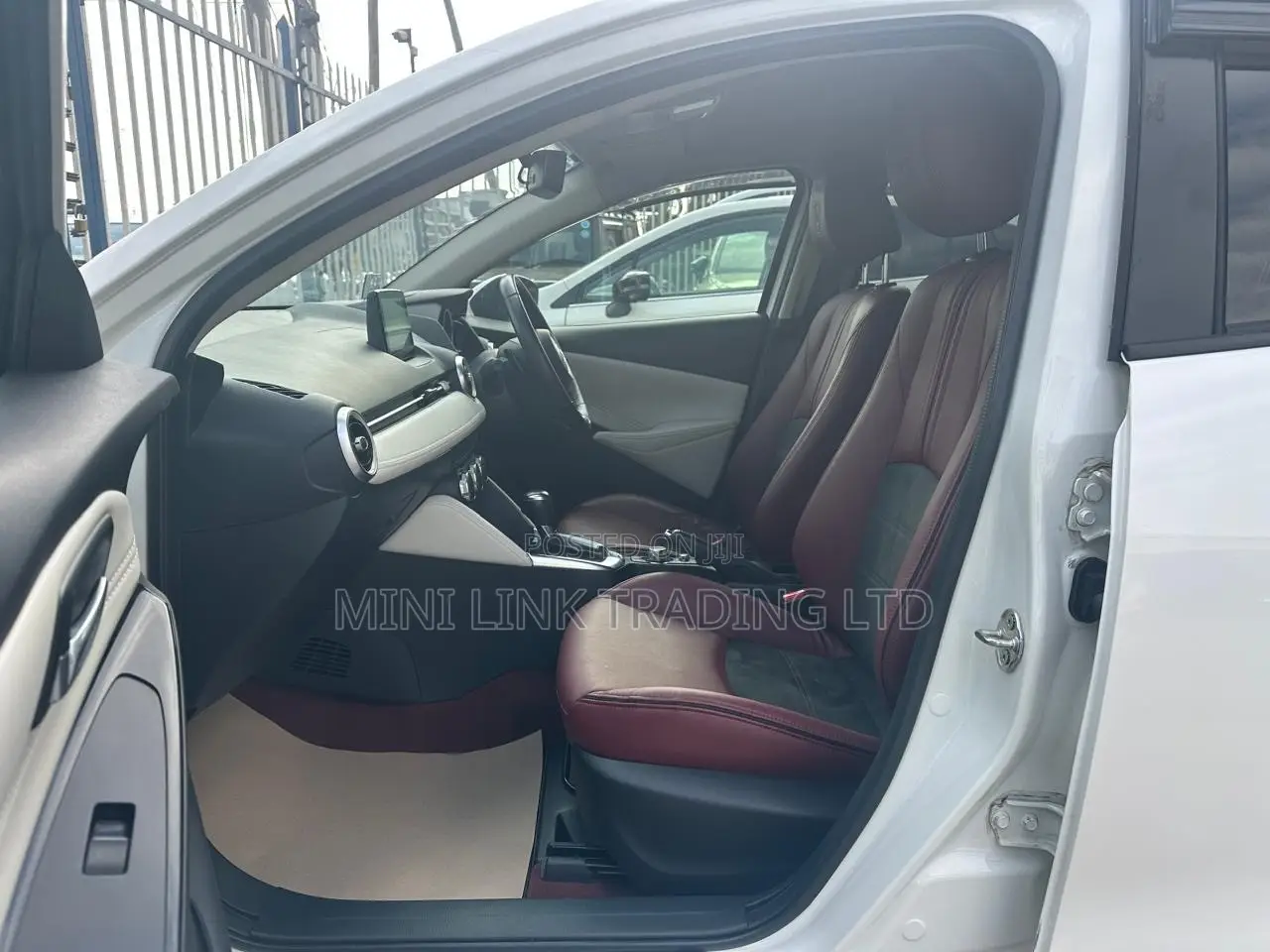 Mazda 2 2021 Pearl