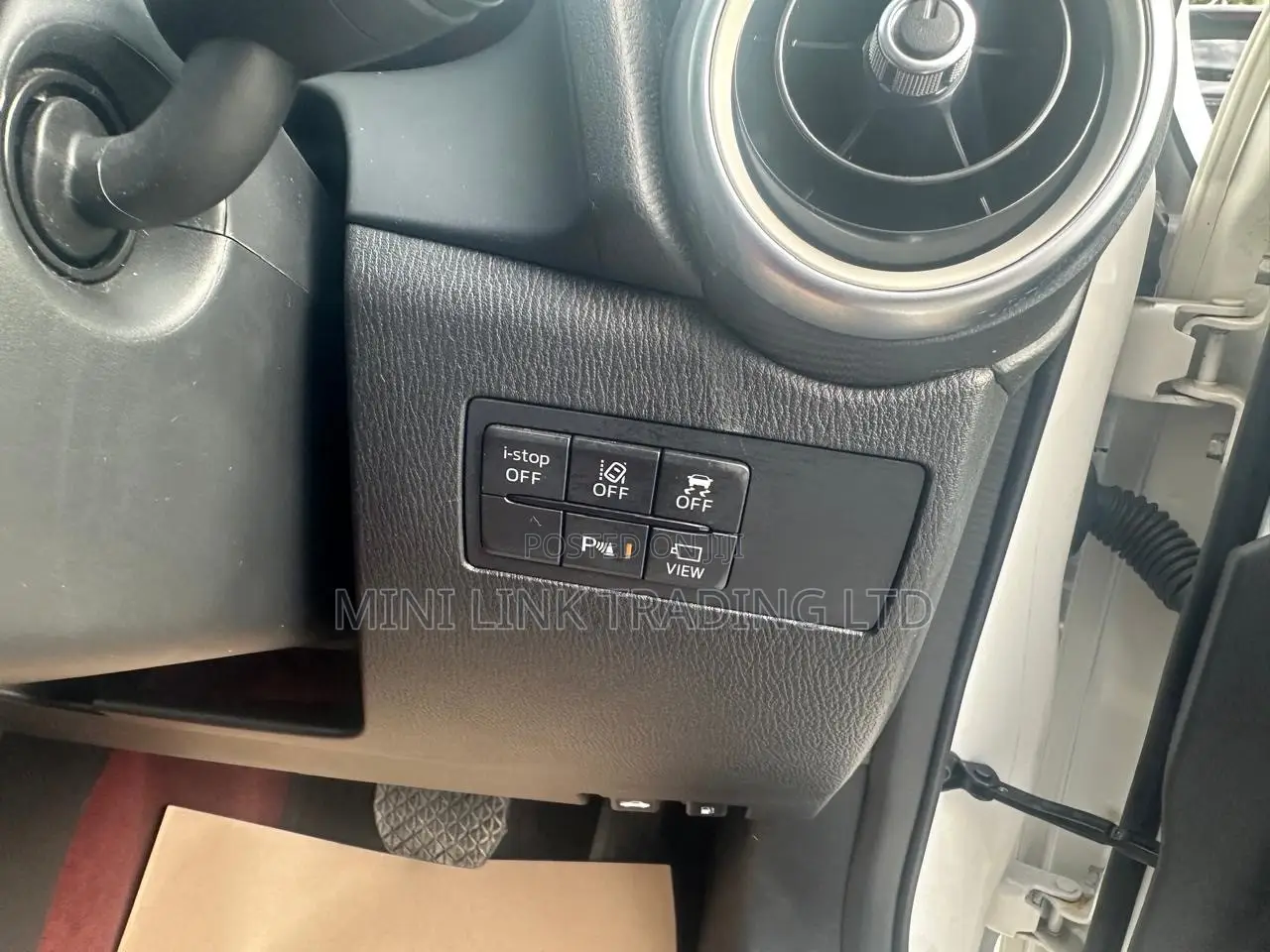 Mazda 2 2021 Pearl