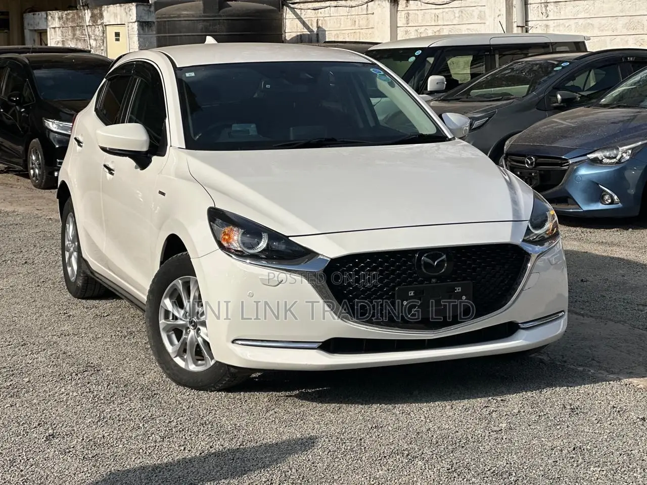 Mazda 2 2021 Pearl