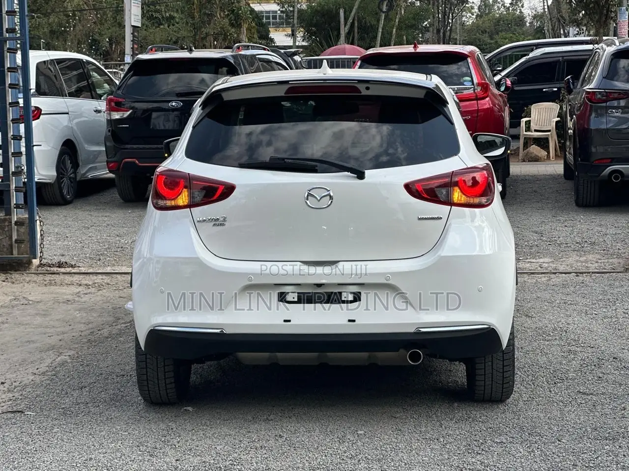 Mazda 2 2021 Pearl