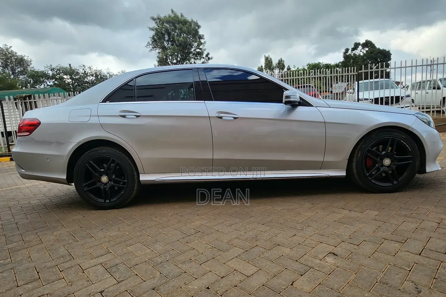 Mercedes-Benz E250 2016 Silver