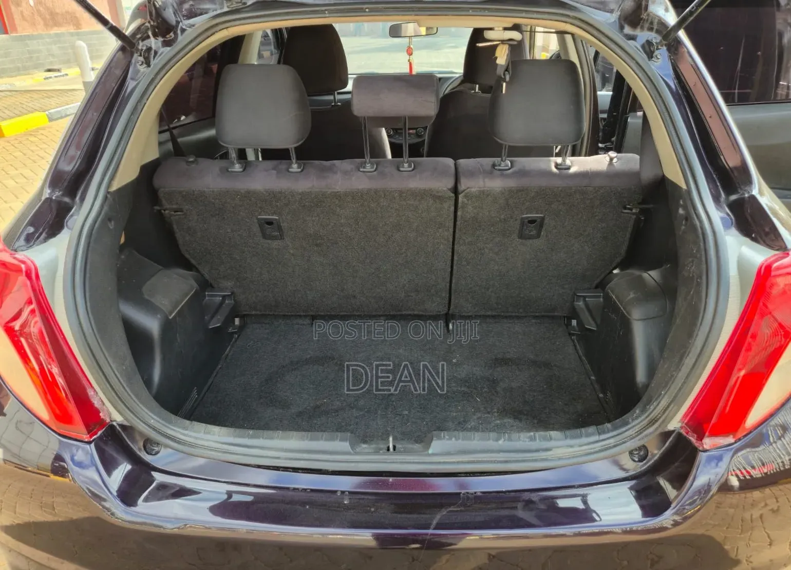 Toyota Vitz 2013 Burgundy